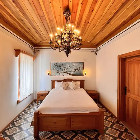 Eski Hotel